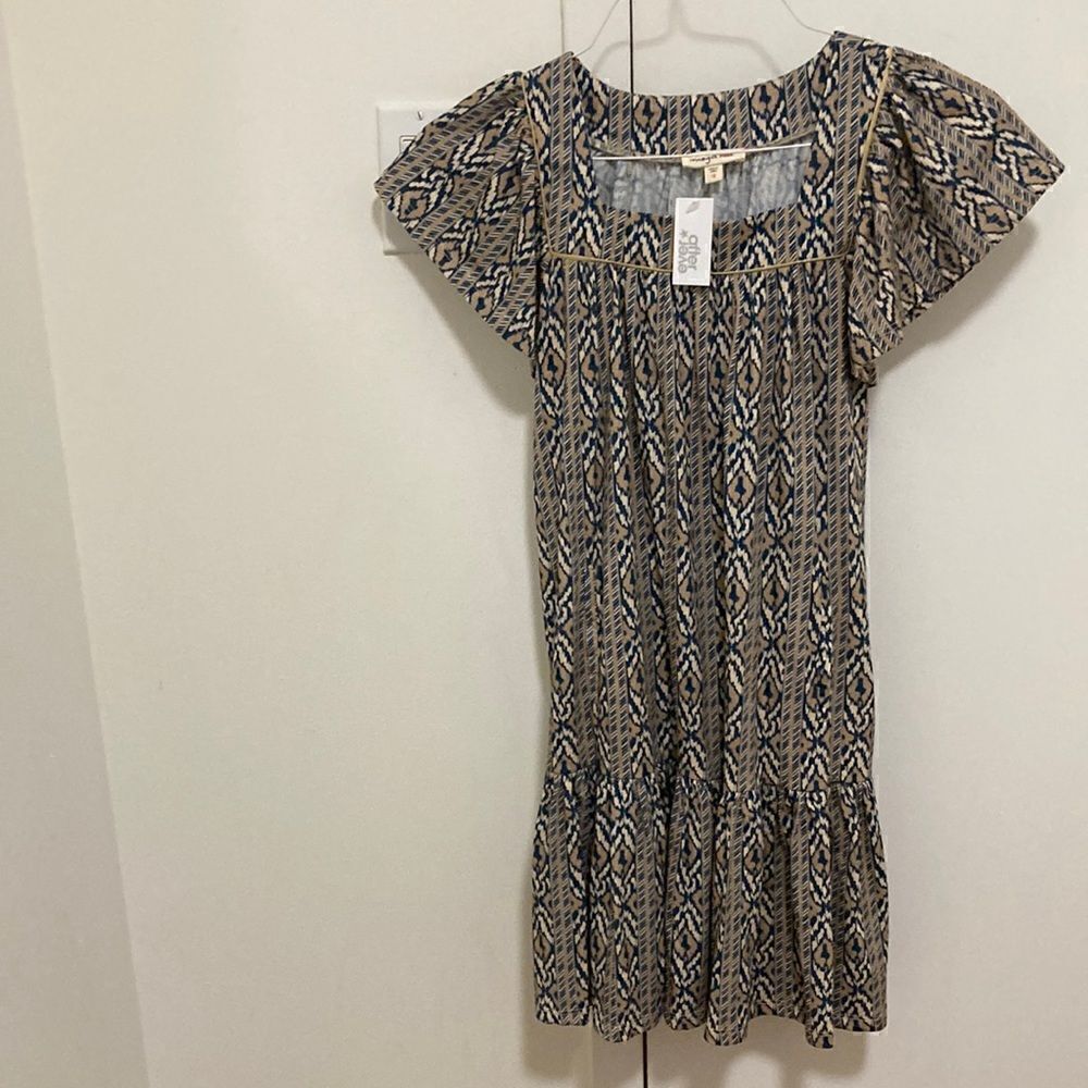 Imoga Pima NWT Organic Cotton Midi Shift Dress in Tan/Navy Ikat Print. Size 12.